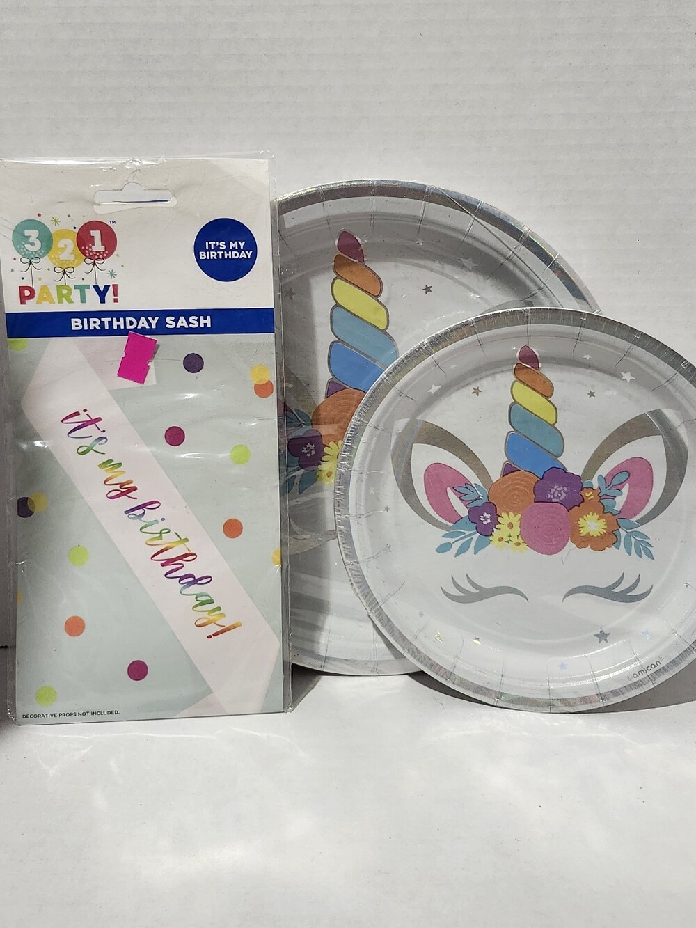 💋5/$25 Birthday Party Sash And Rainbow Unicorn Plates